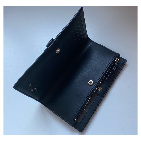 Kate Spade Wallet - Picture 4 of 5